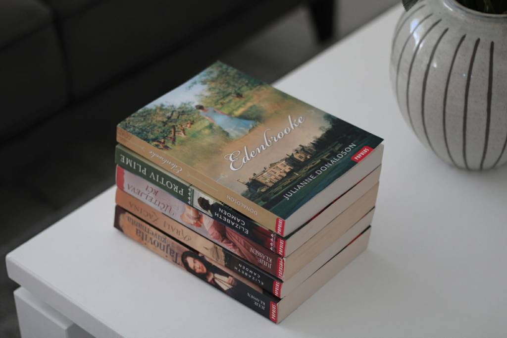 Ženski romani da se ušuškaš i&nbsp;čitaš…